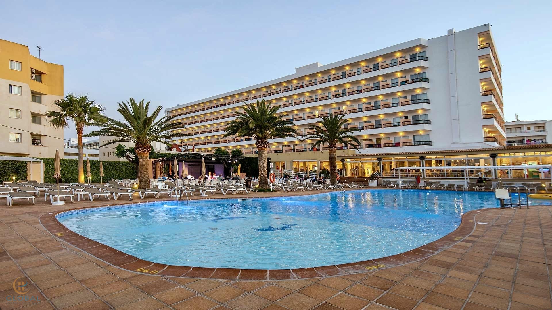 Fantastic 4* Hotel for sale in Ibiza